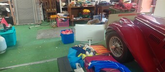 Close to beaches, shops with Mikbar 50m towards Springs Beach