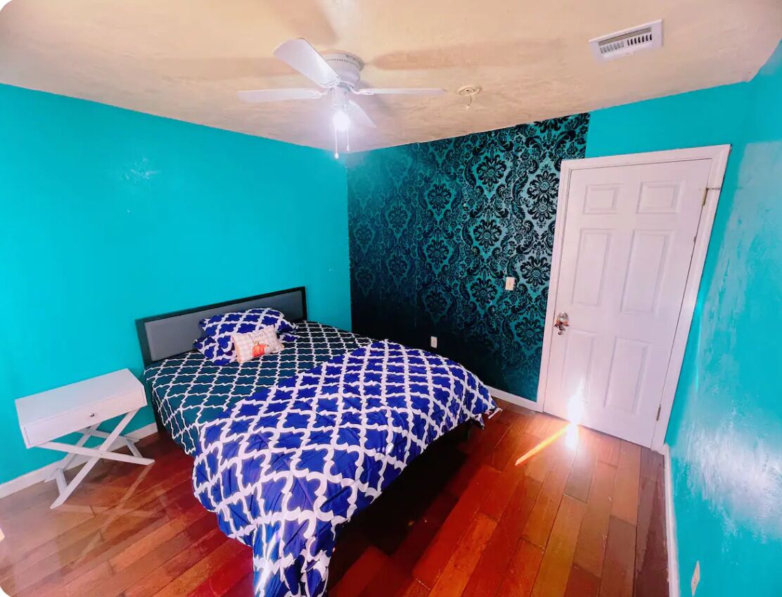 2 bedrooms, WiFi, bed sheets