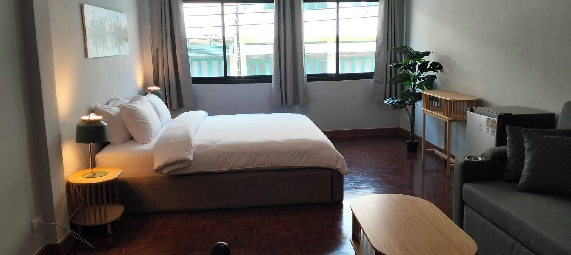 Deluxe driepersoonskamer, balkon, uitzicht op stad