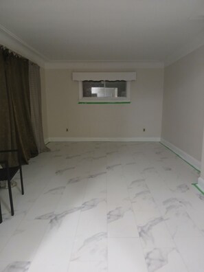 Interior -  Lean and cozy home for your family get away (Hamilton)