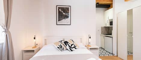 Comfort Studio, City View