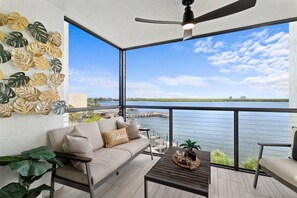 Property grounds - Fully Updated Waterfront Condo with Screened-in Balcony; Watch Boats Glide By & Dolphins Frolic (Marco Island)