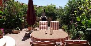Outdoor dining - Holiday Apartment Biserka B4 A (Cunski)