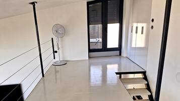 Standard Penthouse, 1 Bedroom, Balcony (Azure Adriatic Residence w/ Sea-View) | Interior detail