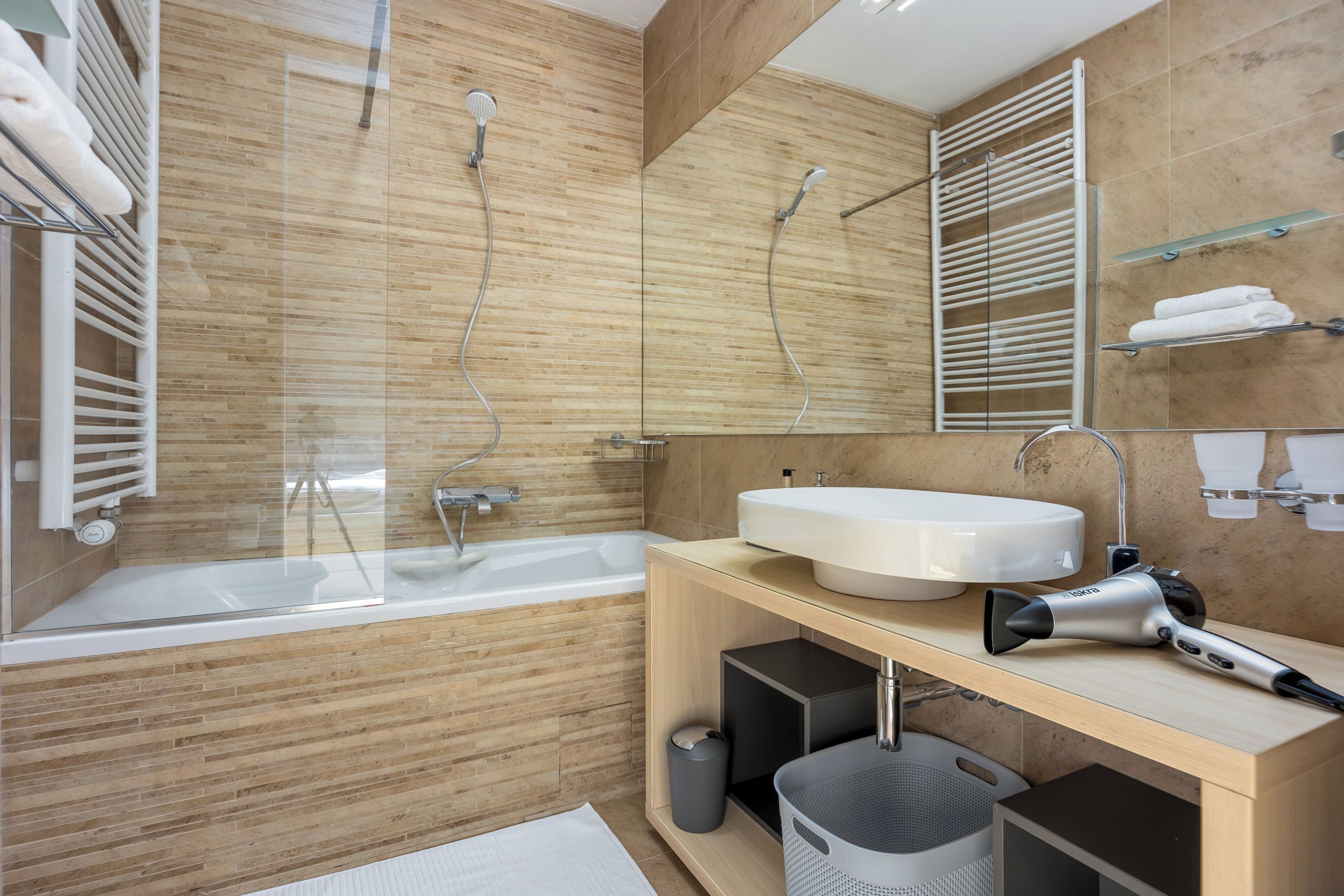 Penthouse Tiêu chuẩn, 1 phòng ngủ, ban công (Azure Adriatic Residence w/ Sea-View) | Phòng tắm
