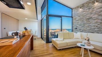 Standard Penthouse, 1 Bedroom, Balcony (Azure Adriatic Residence Koper) | Living area