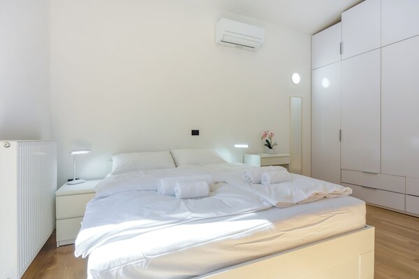 Azure Adriatic Residence W/ Sea-view Balcony - Koper