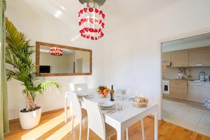 Appartement Standard, 2 chambres, balcon (Casa Berna - Balcony Apt with) | Restauration