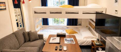 Apartment | Iron/ironing board, free WiFi