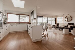 Interior - Seagrass Coastal Retreat with direct beach access (Lewisham)