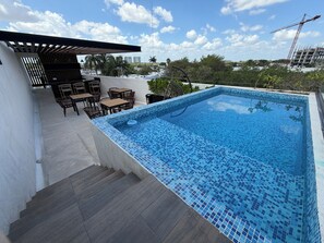 Pool - Beautiful modern Loft w/ Rooftop Pool, Coworking Area, Game room & Security 24/7 (Merida)