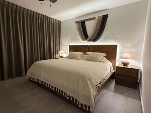 Room - Beautiful modern Loft w/ Rooftop Pool, Coworking Area, Game room & Security 24/7 (Merida)