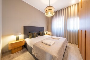 2 bedrooms, iron/ironing board, Internet, bed sheets - GuestReady - Comfort in the Heart of Lisbon (Lisbon)
