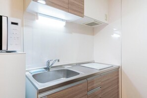 Apartment(d02), Non Smoking | Private kitchen - Valore Kitahorie (Osaka)