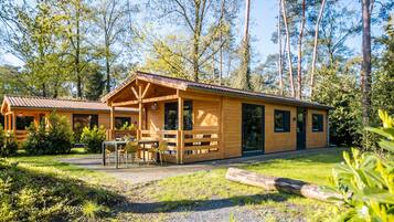 Classic House, 2 Bedrooms | Garden