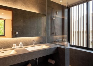 Luxury Chalet, Balcony, Mountain View | Bathroom