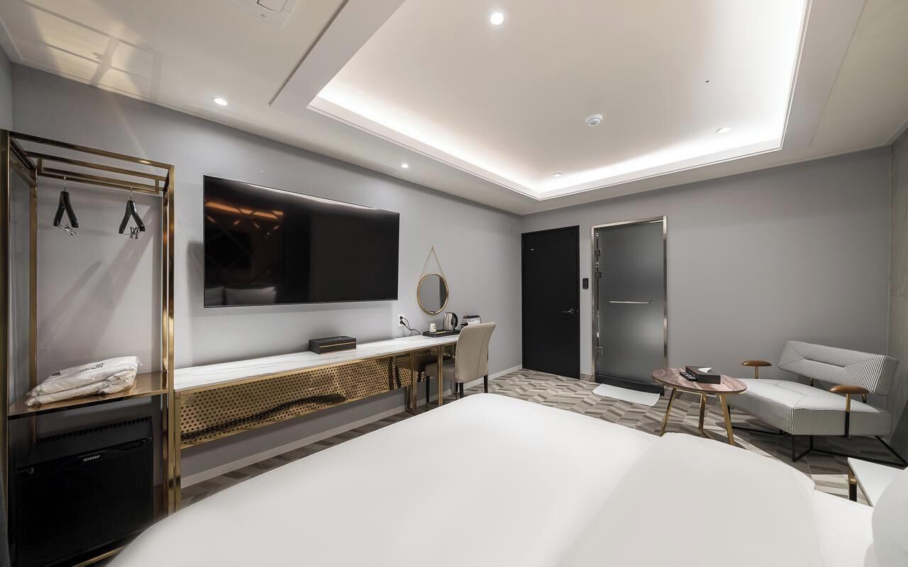 Deluxe Double Room | Desk, free WiFi