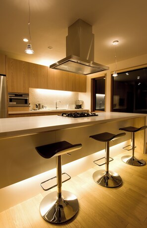 Chalet Mewah, balkon, pemandangan gunung | Dapur pribadi