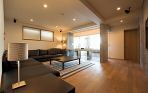 Luxury Chalet, Balcony, Mountain View | Living area