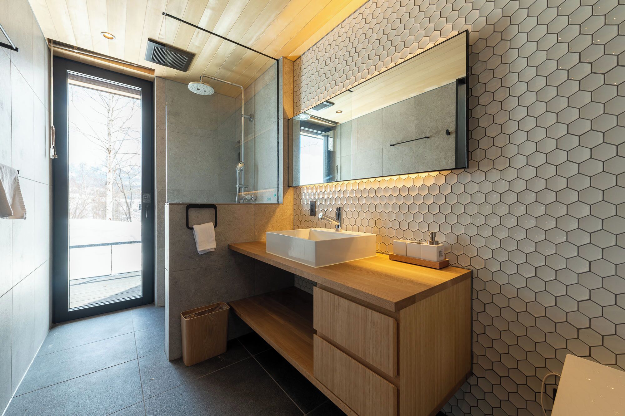 Deluxe Villa, Mountain View | Bathroom | Towels