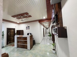 Lobby - Ganga Royal Guest House (Mathura)
