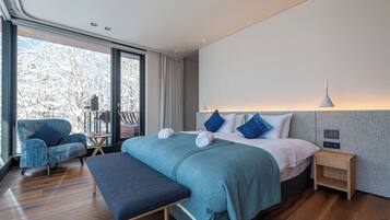 Luxury Villa, Balcony, Mountain View