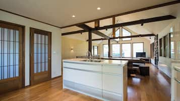 Family Chalet, Resort View | Private kitchen