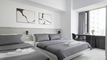 2 bedrooms, desk, iron/ironing board, free WiFi