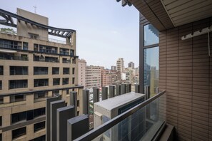 Property grounds - Taipei Main Station Modern Urban Stay 2B1b 5people (Taipei City)