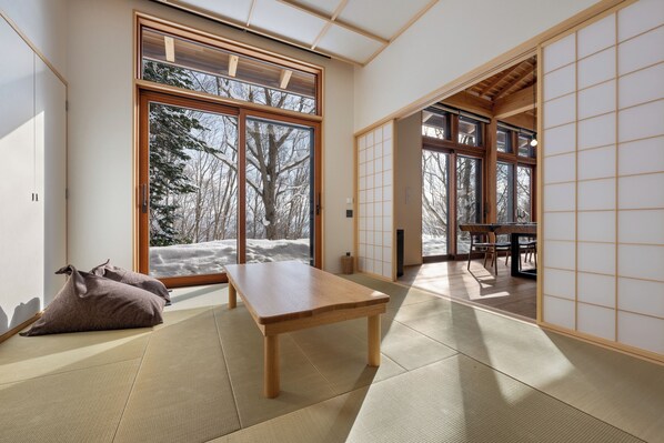 Luxury Chalet, Balcony, Lake View