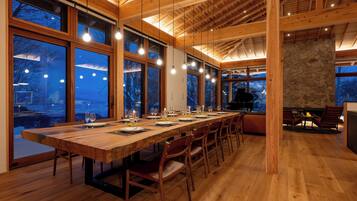Luxury Chalet, Balcony, Lake View | Dining room