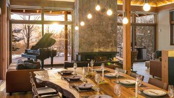 Luxury Chalet, Balcony, Lake View | Dining