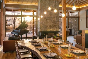 Luxury Chalet, Balcony, Lake View | Dining - Kogetsu-To (Toyako)