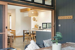 Interior - 16 Barton St Port Elliot (Port Elliot)