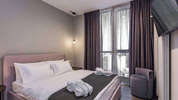 พรีเมียมอพาร์ทเมนท์, 2 ห้องนอน, วิวภูเขา | พื้นที่ทำงานแบบใช้แล็ปท็อป, ผ้าม่านกันแสง, ห้องเก็บเสียง, Wi-Fi ฟรี