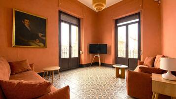 Apartamento Deluxe, balcón, vistas a la ciudad | Zona de estar