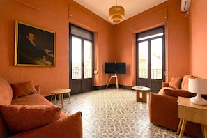 Deluxe Apartment, Balcony, City View | Living area - The Loft House Sevilla Residences (Sevilla)