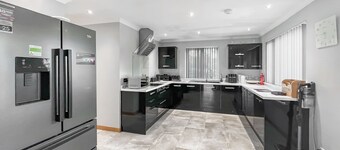 4 bedroom accommodation in North Connel