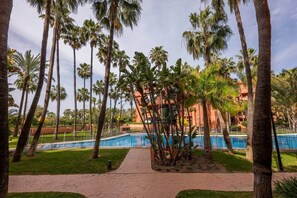 Pool - Comeback Un Rayo de Sol (Motril)
