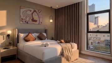 In-room safe, desk, laptop workspace, iron/ironing board