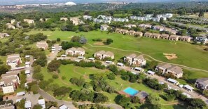 Exterior - Modern Smart Home in a Secure Golf Estate (Randburg)