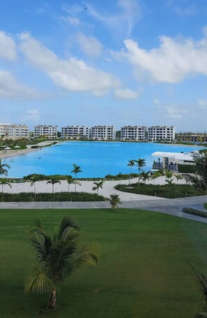 Property grounds - Modern 2Bdrm Apt Lagoon-Style Beach  Downtown (Punta Cana)
