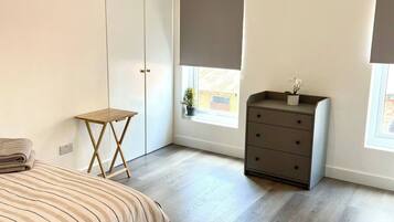 2 Schlafzimmer, Bügeleisen/Bügelbrett, Internetzugang, Bettwäsche