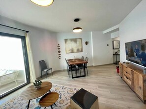 Interior - Estepona center, pool and beach (Estepona)