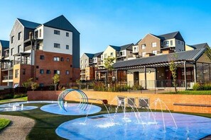 Exterior - Amazing 1BR With River View in Waterfall-Midrand (Midrand)