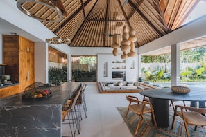 Dining - Villa Caz a Bali (Canggu)