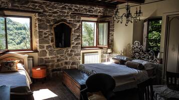6 Schlafzimmer, Reisekinderbett, kostenloses WLAN