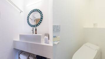Hair dryer, towels