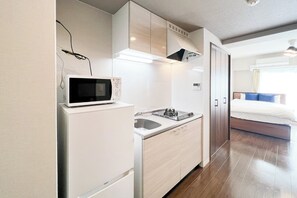 Apartment(g01), Non Smoking | Private kitchen - Shin-Umeda Central Hills (Osaka)