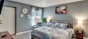 Patio & Poolside Relaxation! Palm Coast Getaway